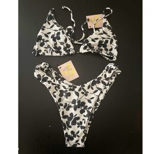 Skatie two piece bikini greenwich black and white floral